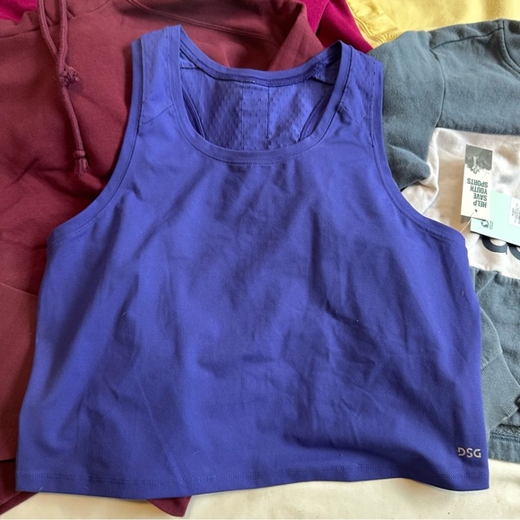 Activewear Nike and More Bundle - Picture 11 of 16